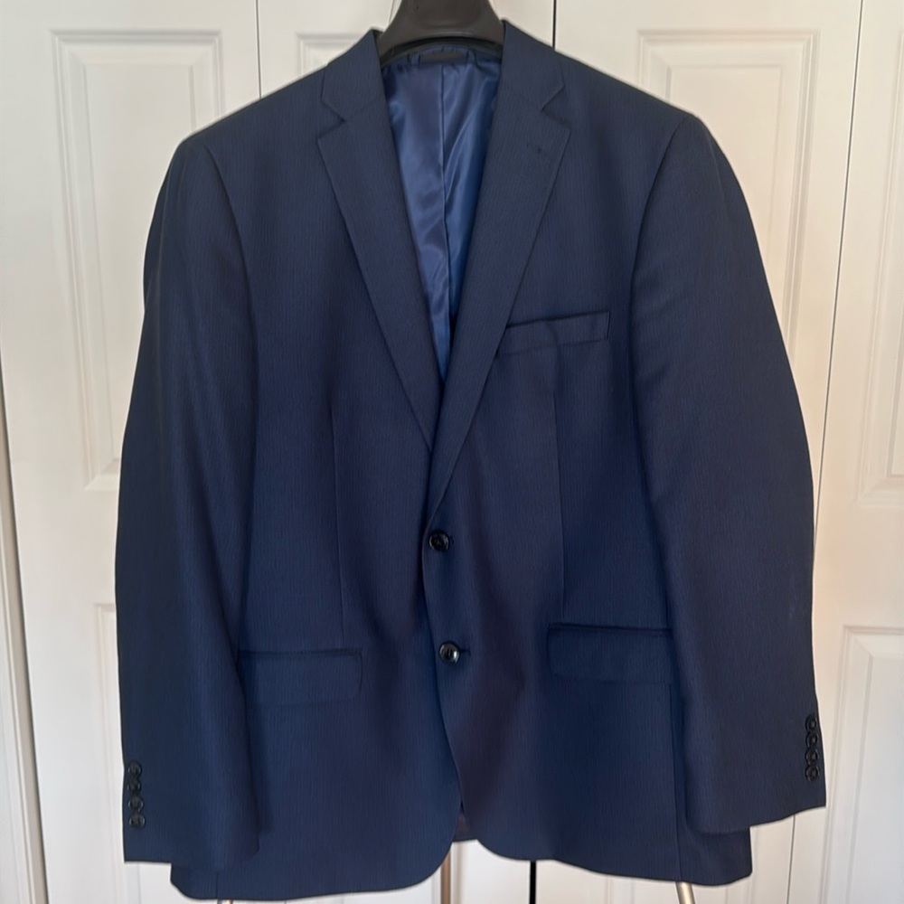 Van Heusen 44R Blue Sports Jacket 2 Buttons like new condition